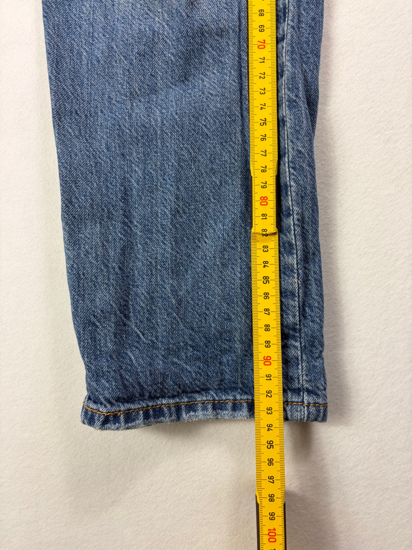 Vintage Levi Strauss & Co szaggatott női farmer