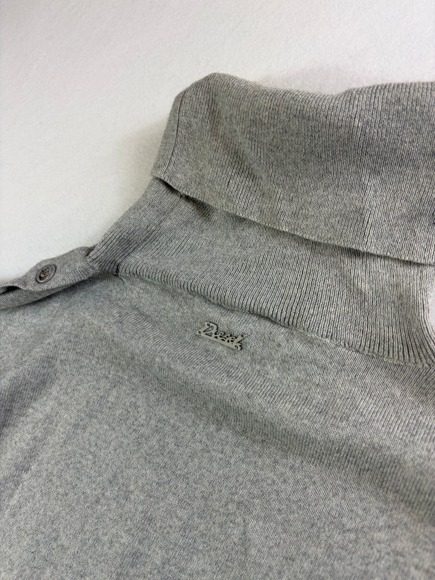 Rochie-pulover de damă vintage Diesel din lână, cu guler tip helancă