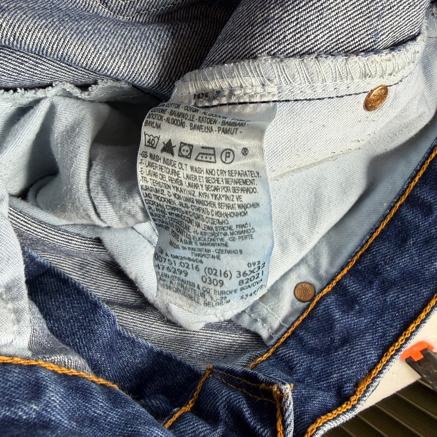 Levi Strauss & Co 751-es egyenes szárú farmer