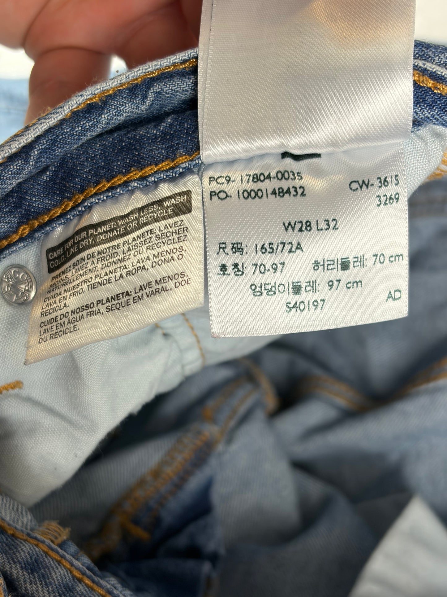 Vintage Levi Strauss & Co szaggatott női farmer
