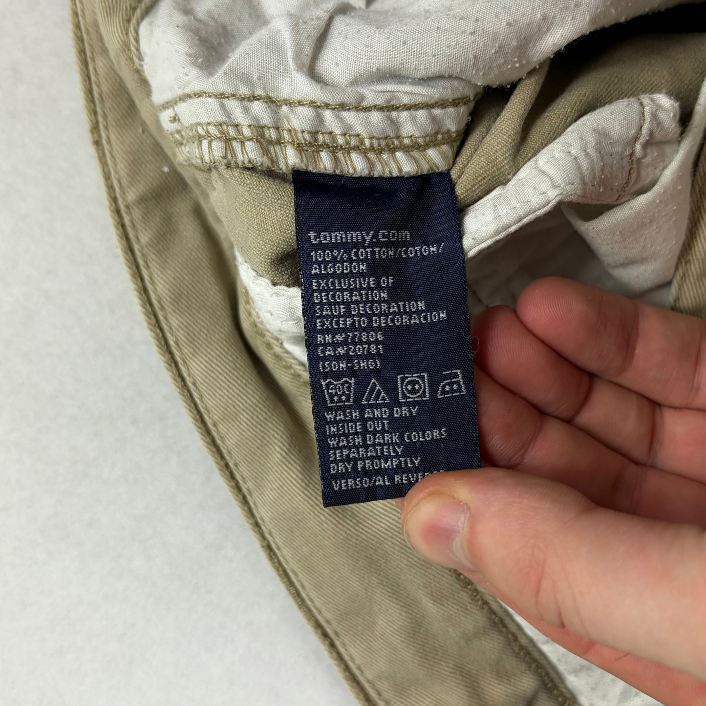 Tommy Hilfiger Katonai Rövidnadrág