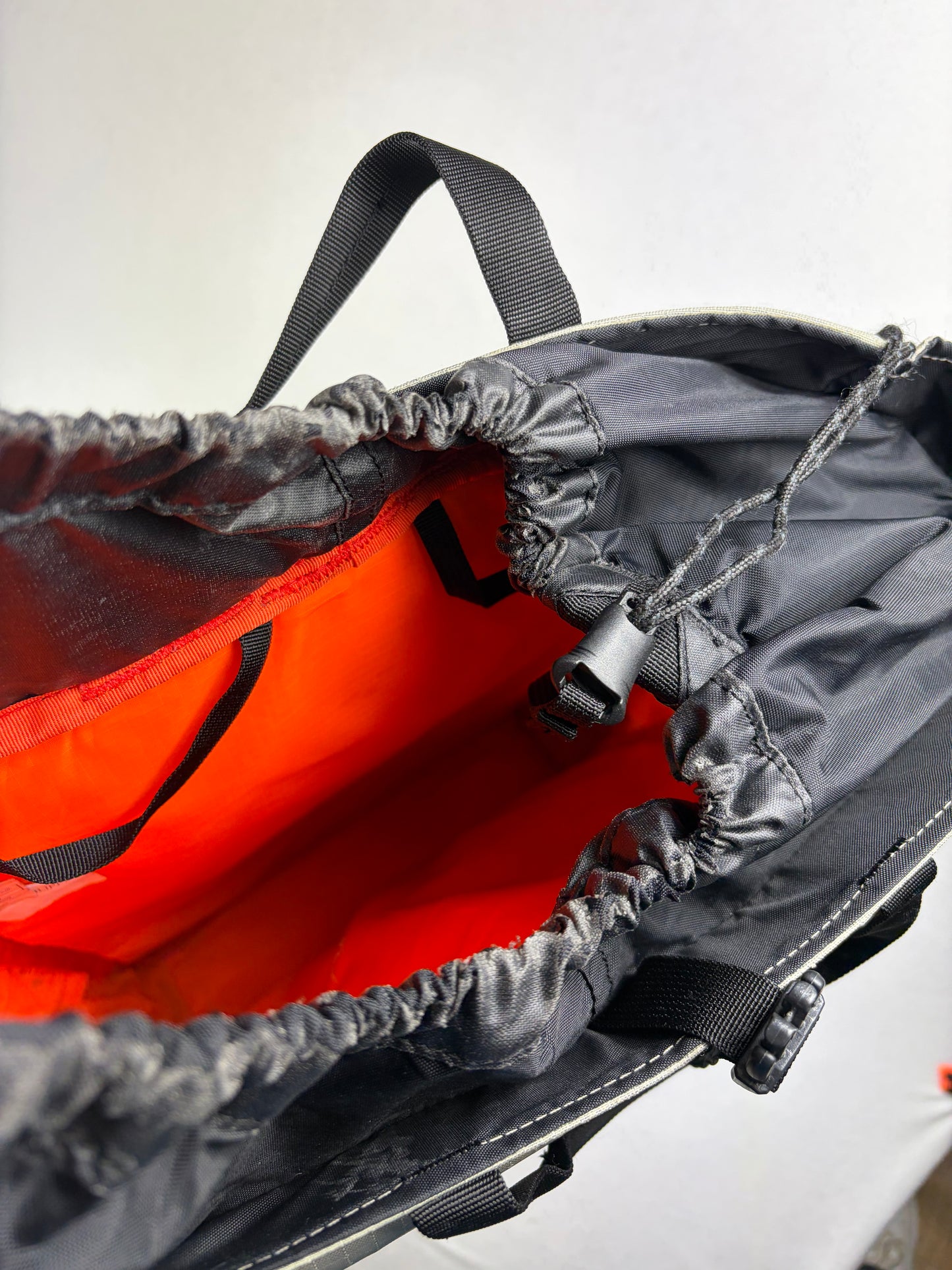 Mammut Neon Shuttle S hátizsák