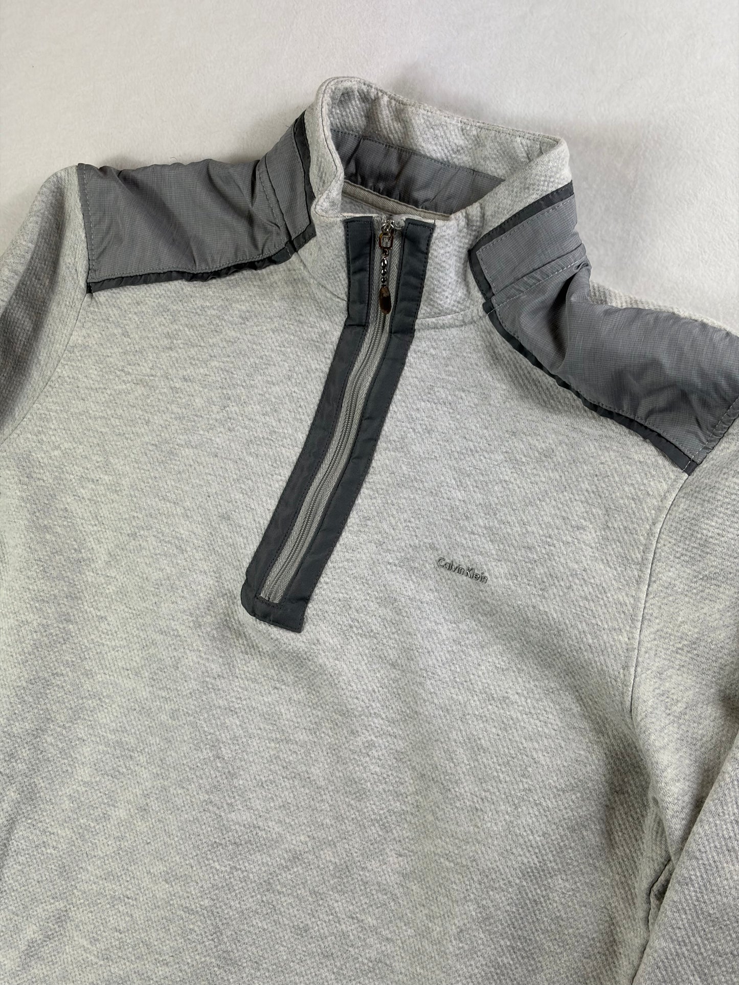 Calvin Klein cipzáras pulóver