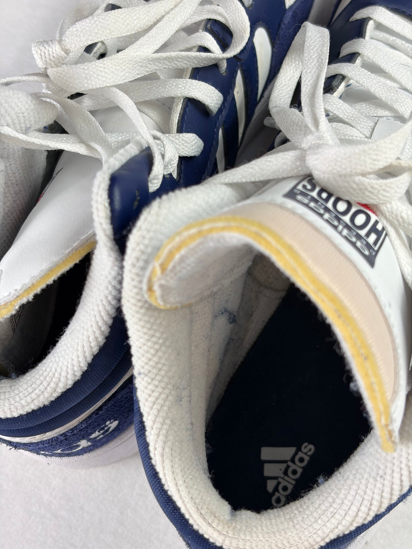 Adidas Hoops 3.0 Mid