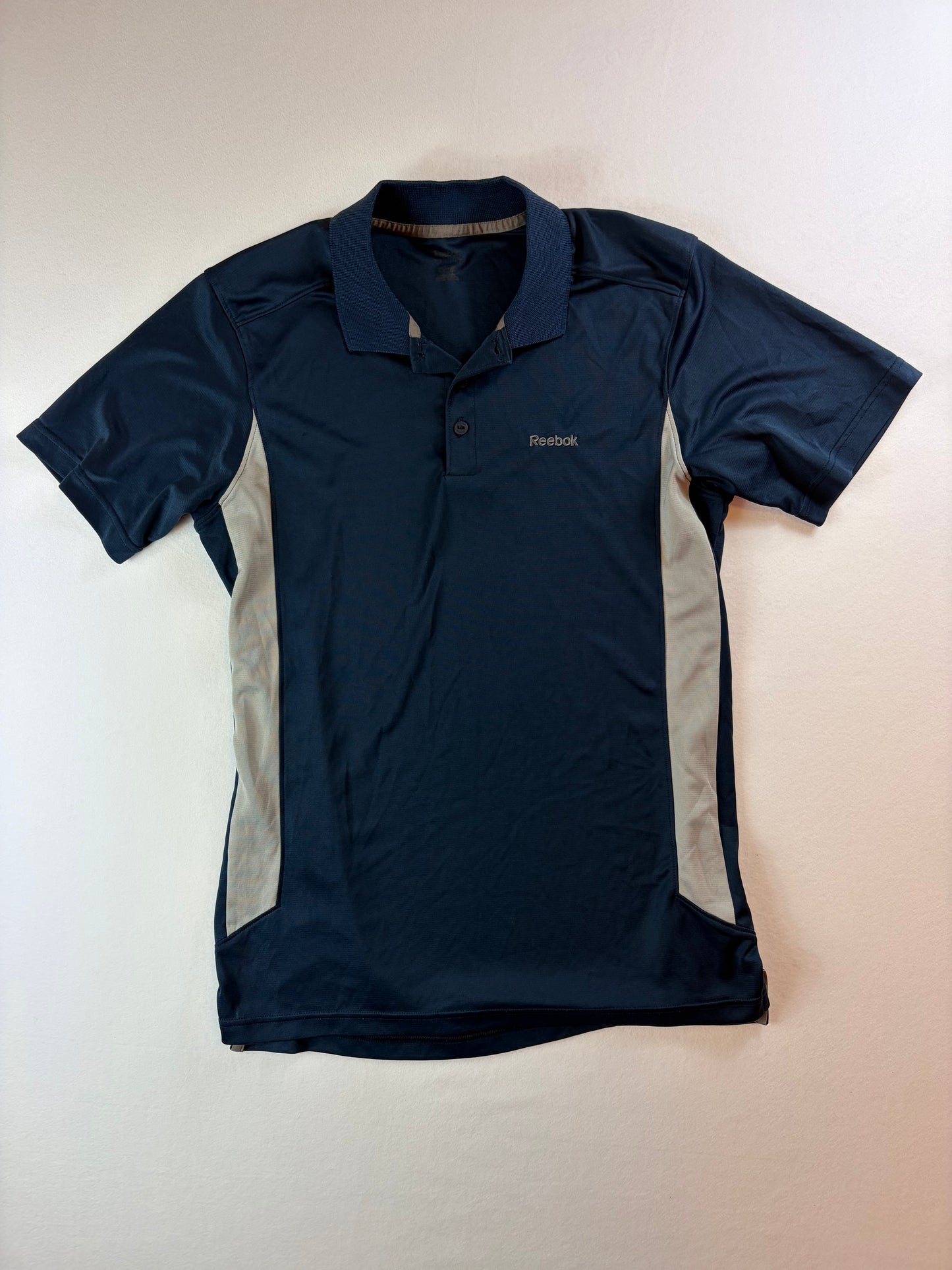 Vintage Reebok Athletic póló