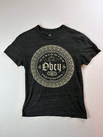 Obey póló