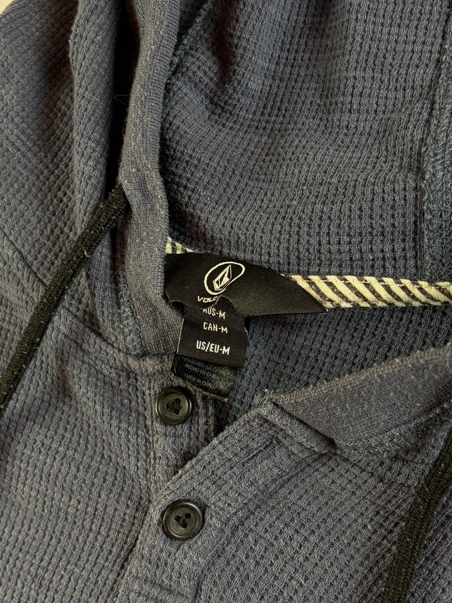 Volcom kapucnis pulóver