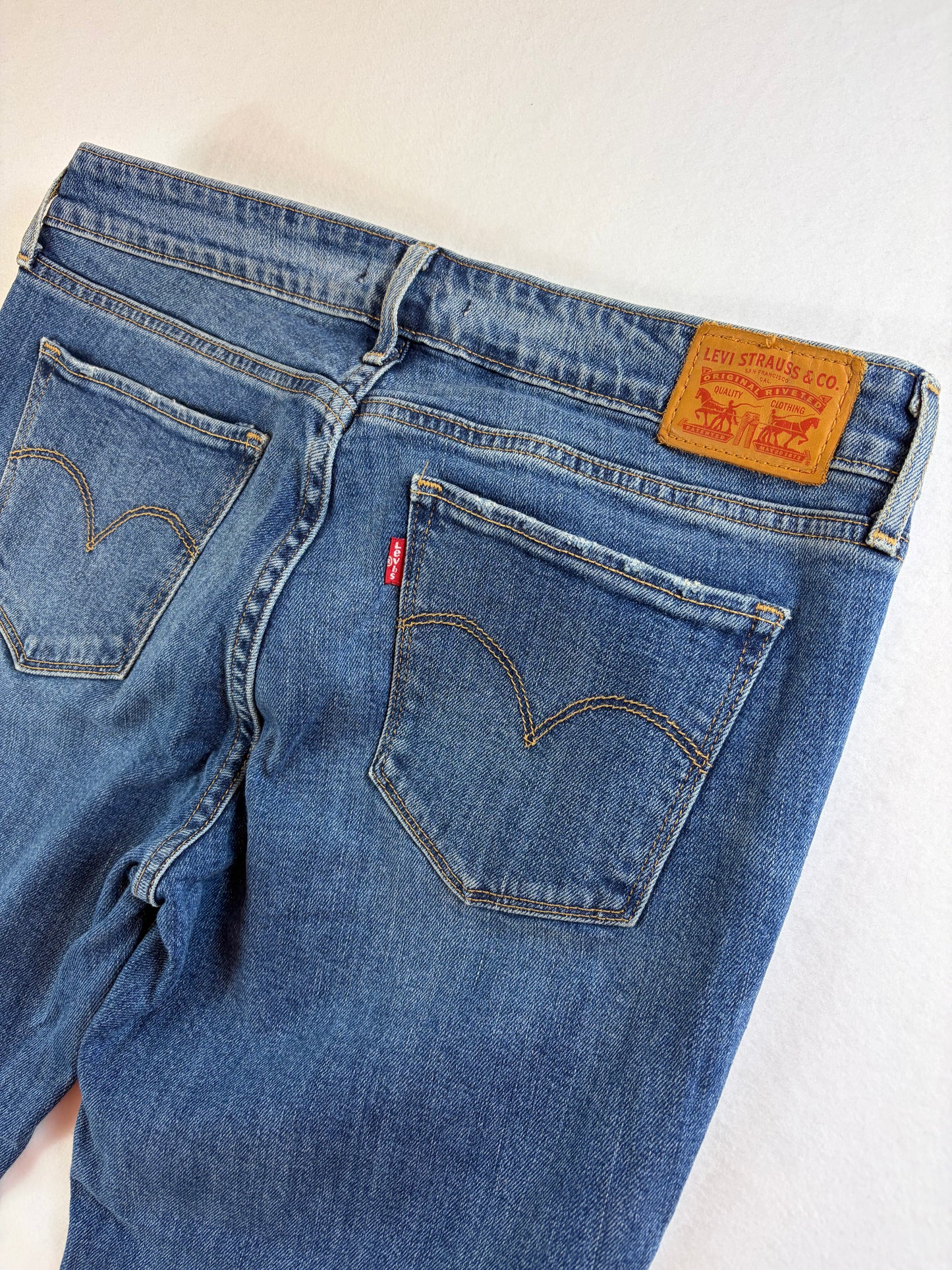 Levi Strauss & Co Skinny női farmernadrág