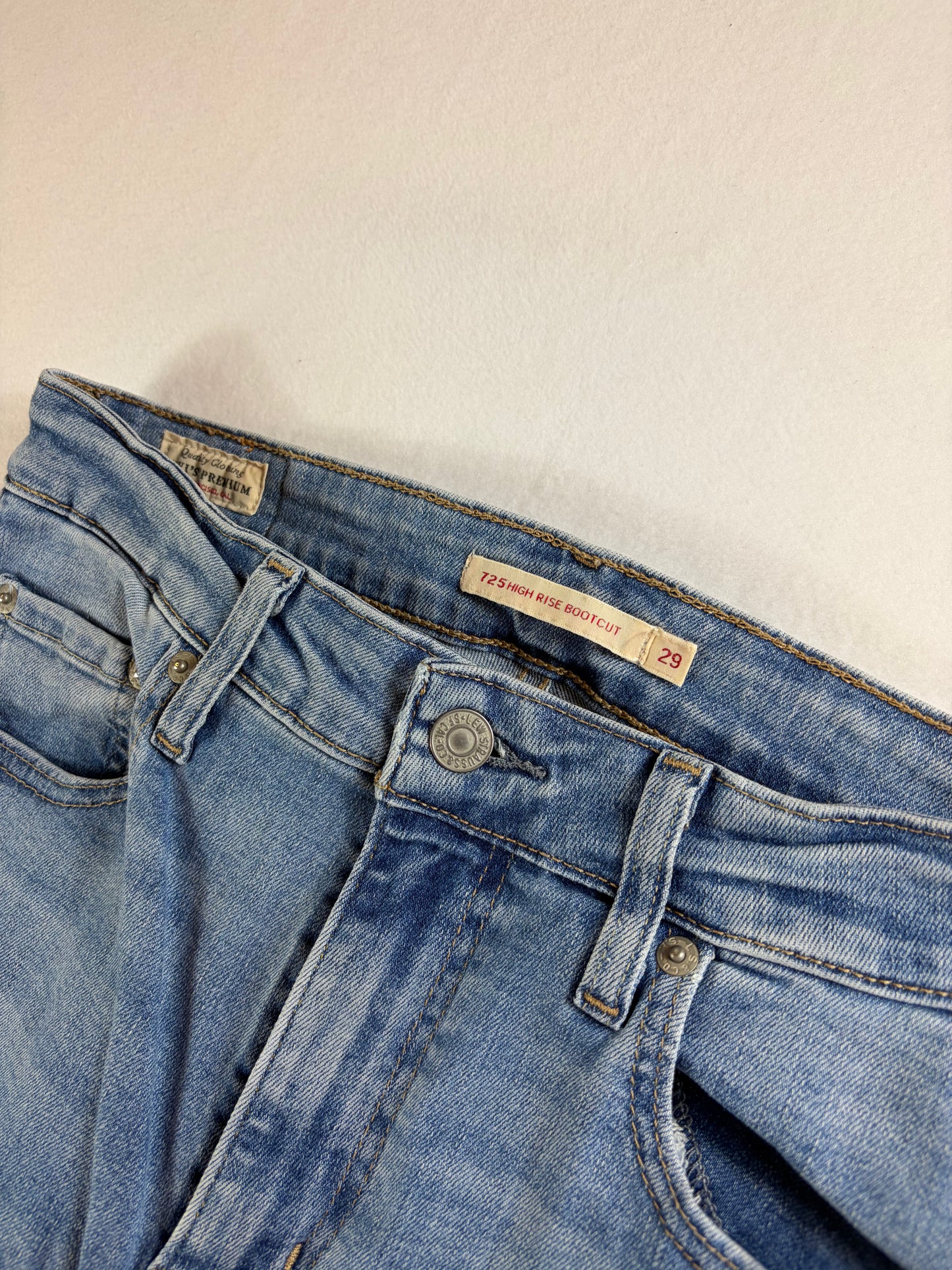 Levi Strauss & Co 725 Magas derekú Bootcut Női Farmernadrág