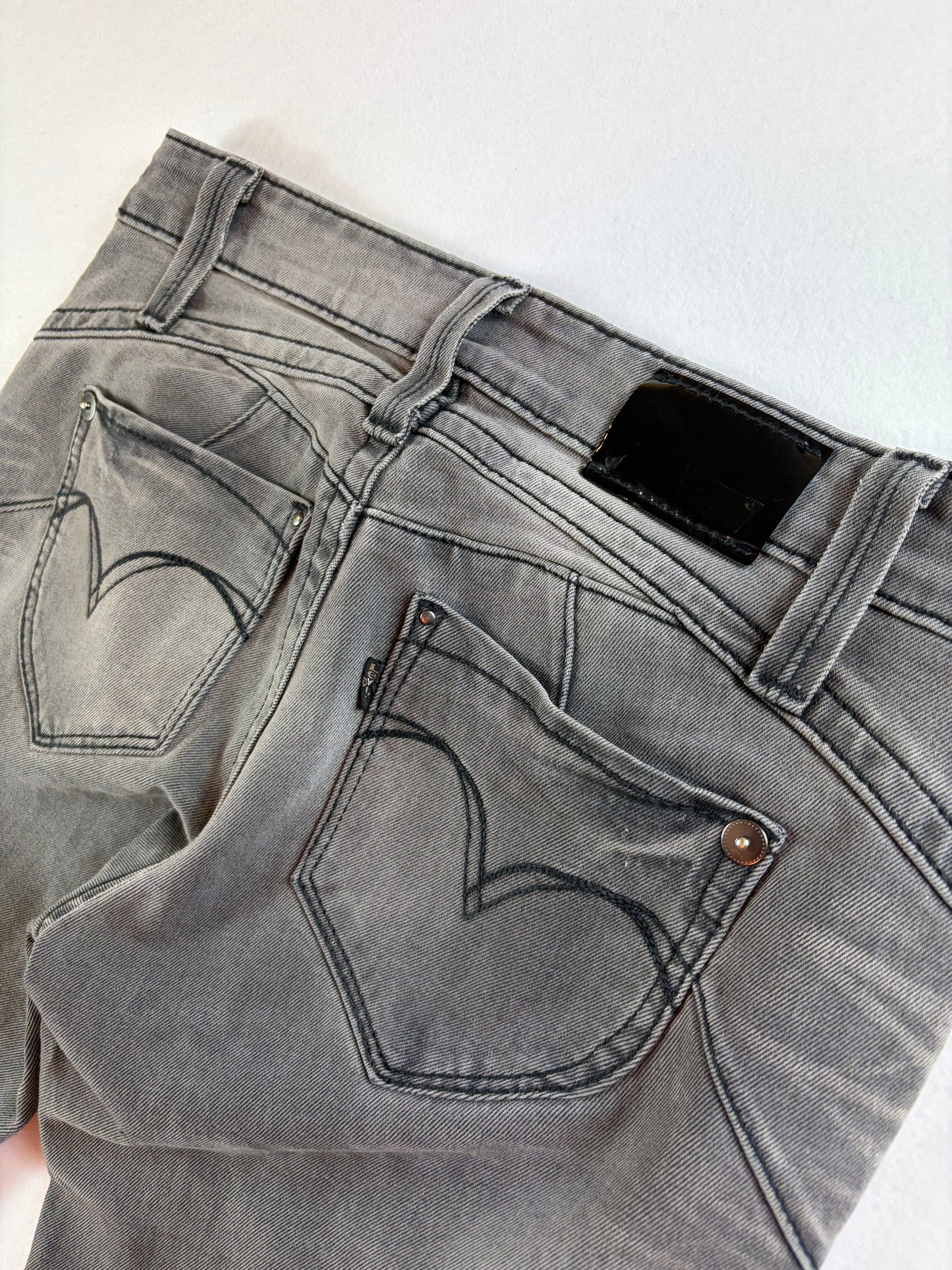 Levi Strauss & Co alacsony derekú, skinny, demi-curve farmernadrág