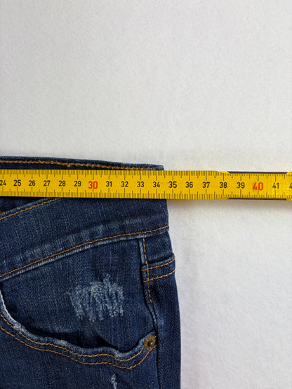 Levi Strauss & Co 524 női kopott, alacsony derekú skinny farmer