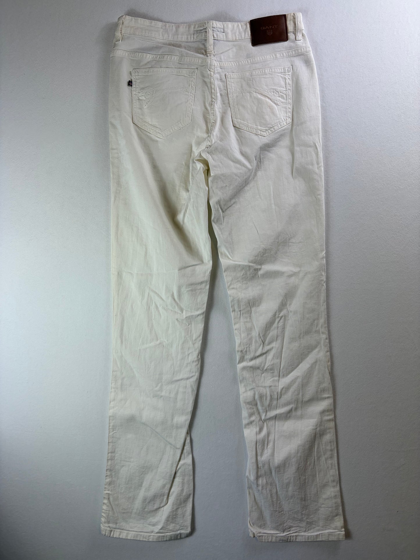 Pantaloni evazați GANT pentru femei