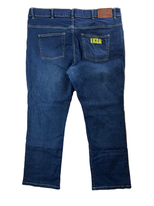 Blugi pentru personalul IKEA