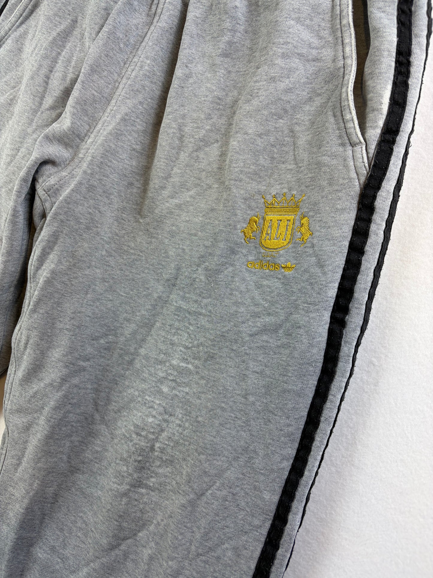 Pantaloni sport vintage Adidas x Muhammad Ali (Eșantion!) cu logo brodat *RAR*