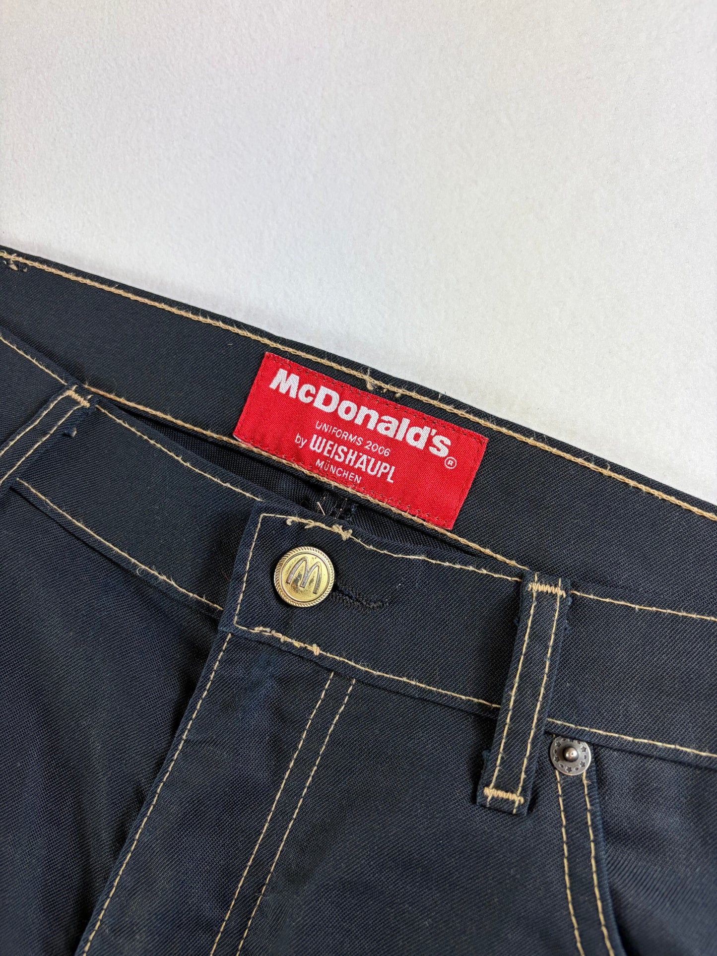 McDonald's Staff egyenes farmernadrág
