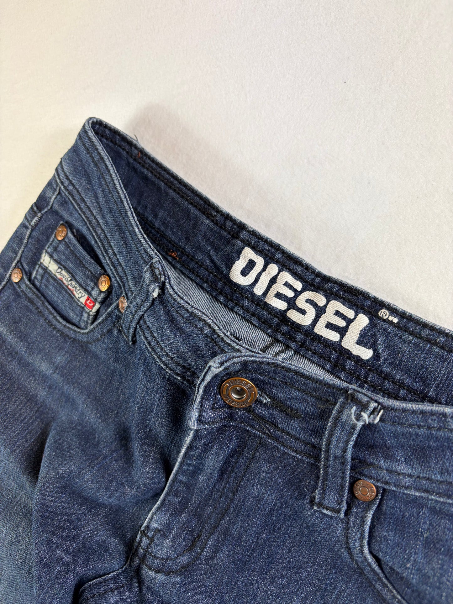 Diesel női farmernadrágok
