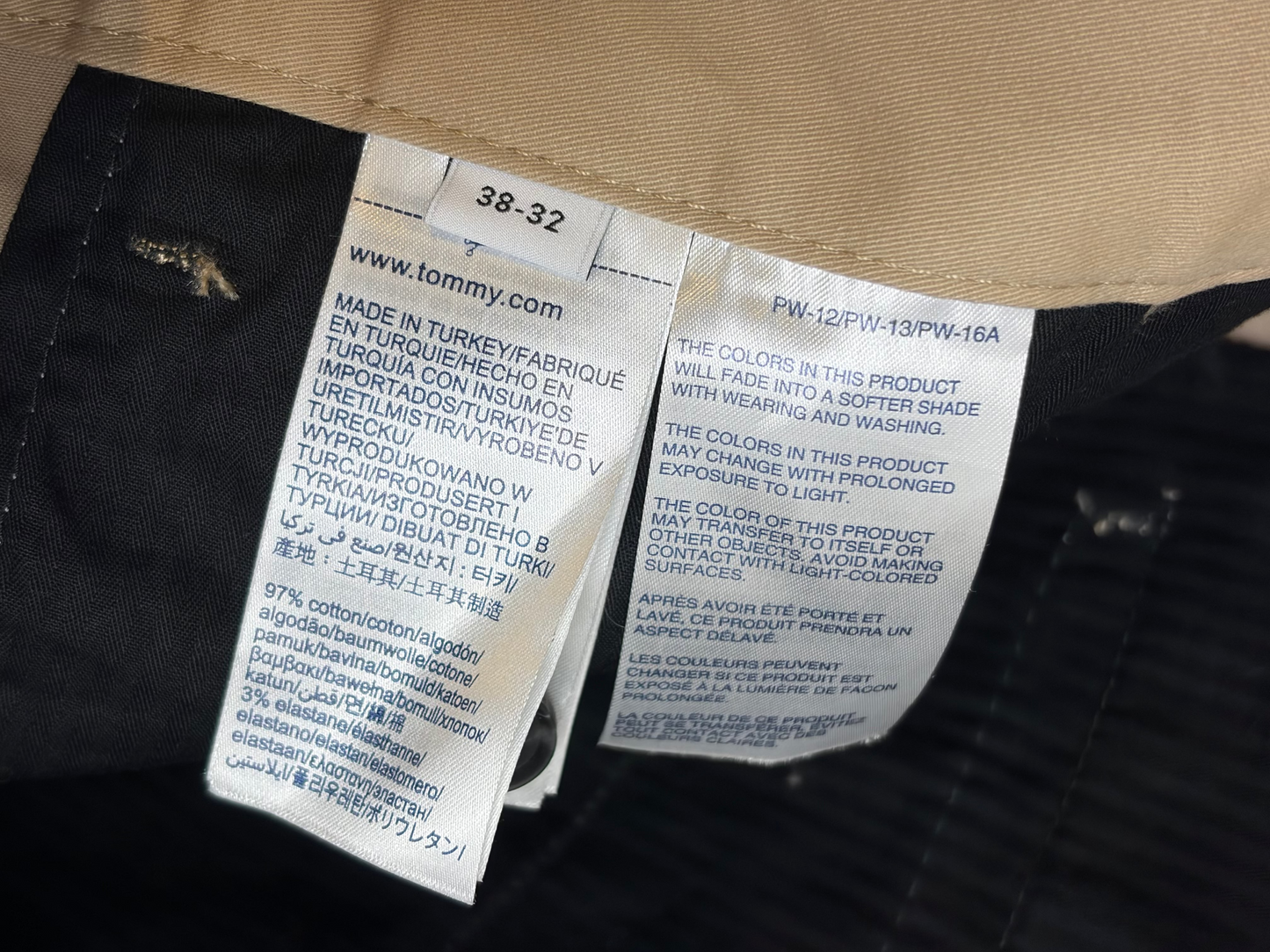 Lewis Hamilton x Tommy Hilfiger chino nadrág