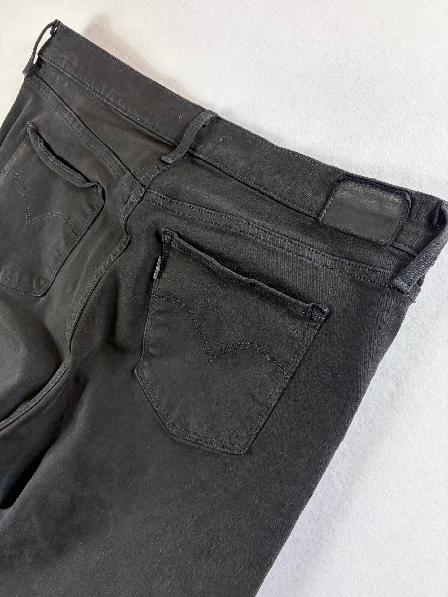 Levi Strauss & Co női skinny farmernadrág