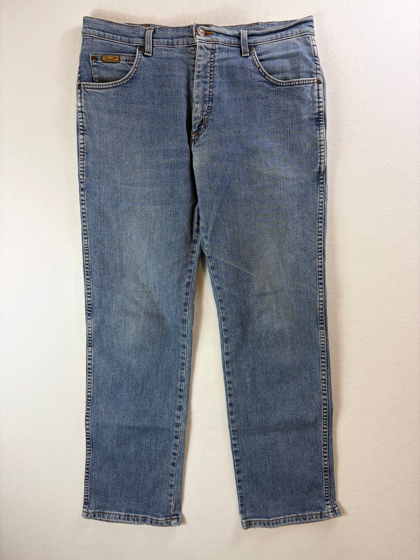 Blugi Wrangler Texas Stretch