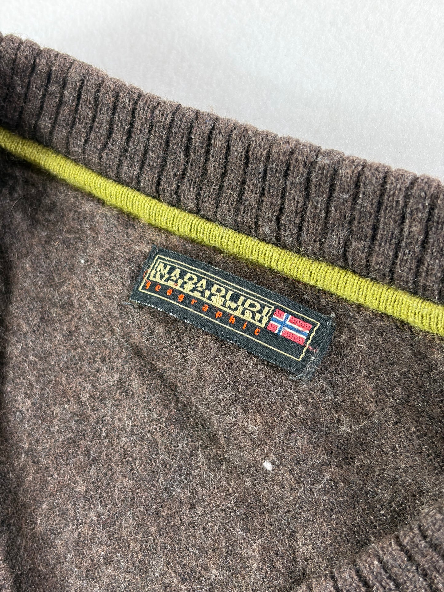 Napapijri V-nyakú pulóver