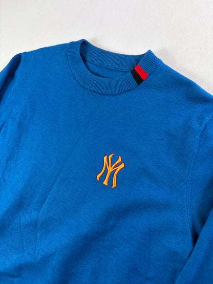 Pulover inspirat de New York Yankees