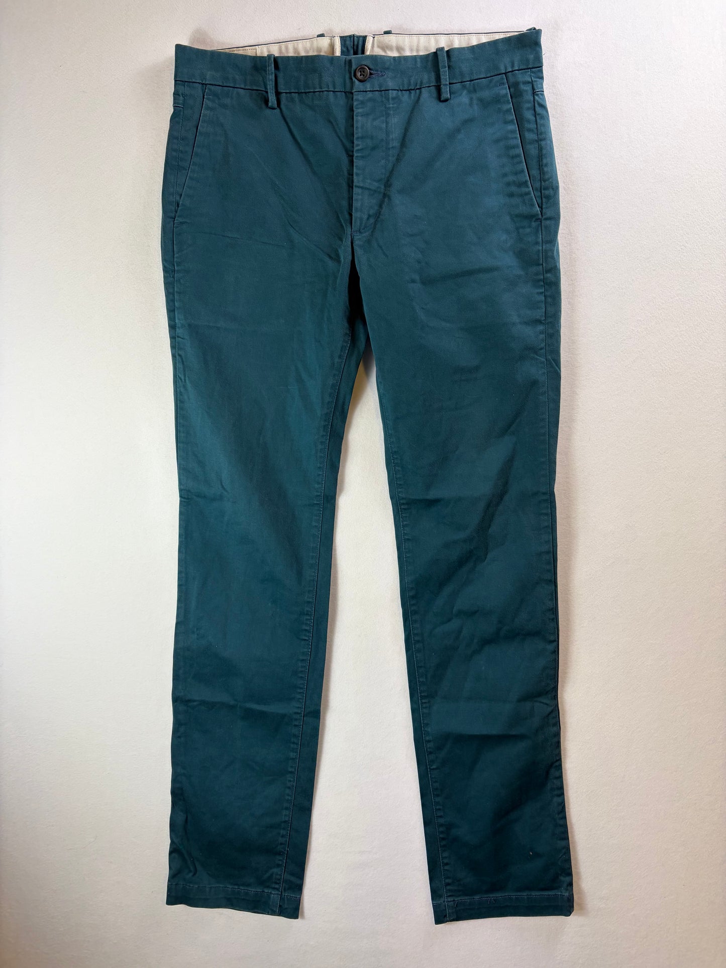 Levi Strauss & Co. chino nadrág