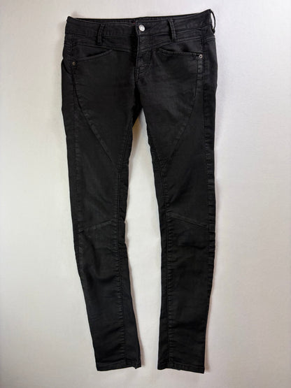 GUESS női skinny farmernadrág
