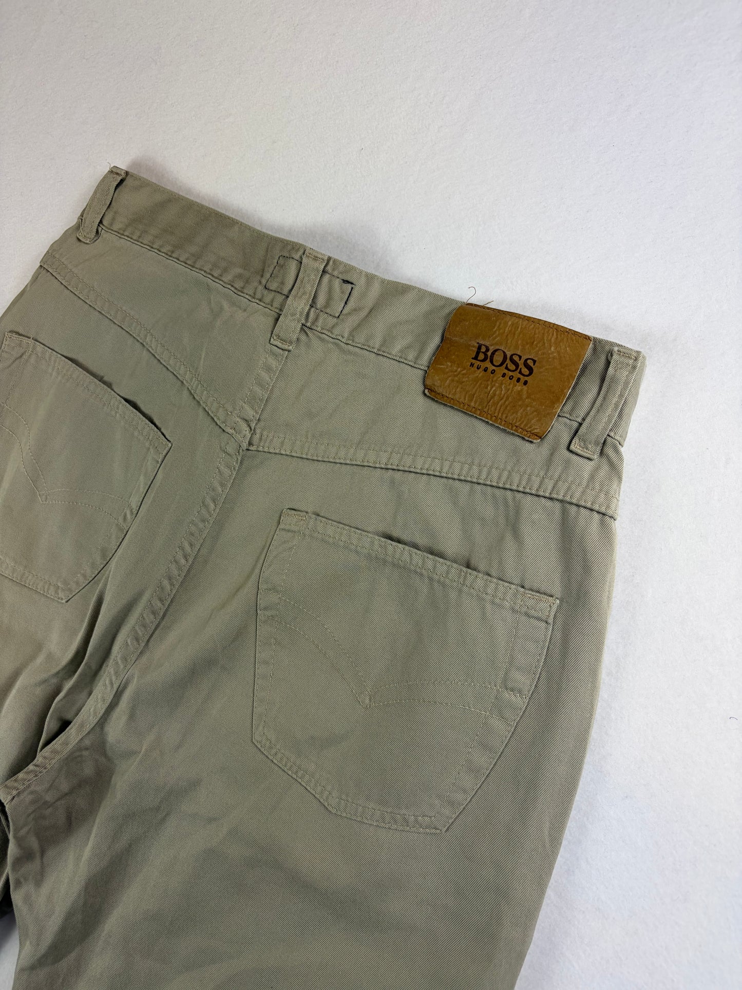 Hugo Boss egyenes nadrág