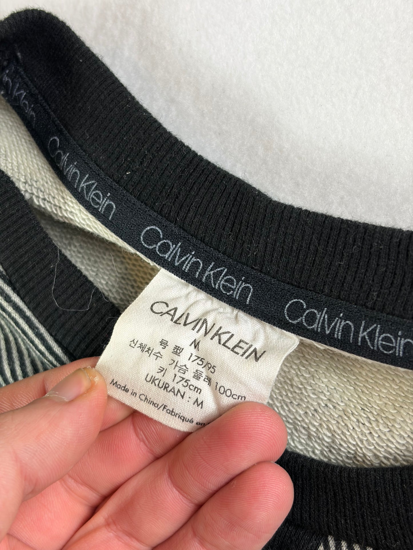 Pulover Calvin Klein