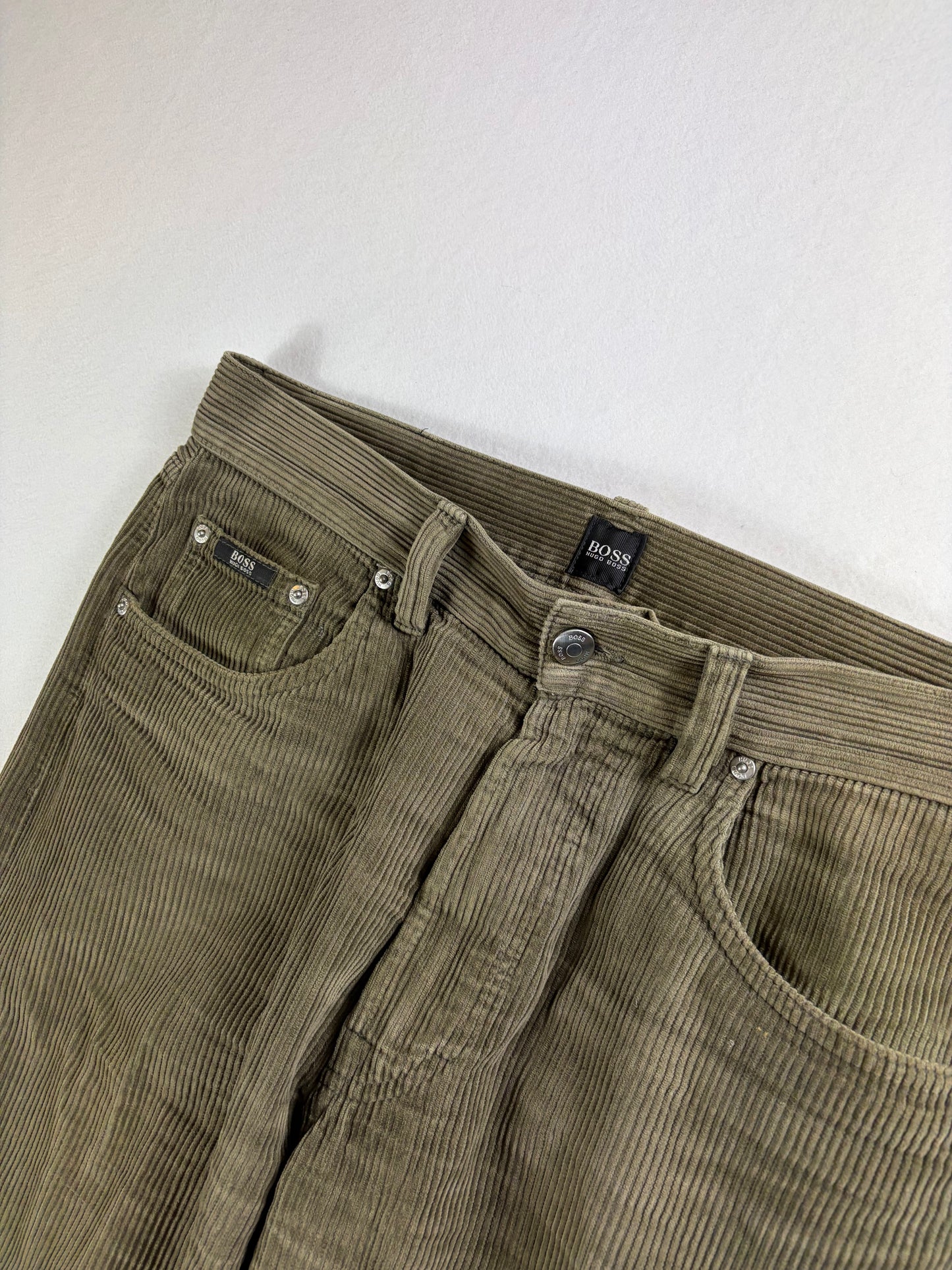 Pantaloni din velur Hugo Boss