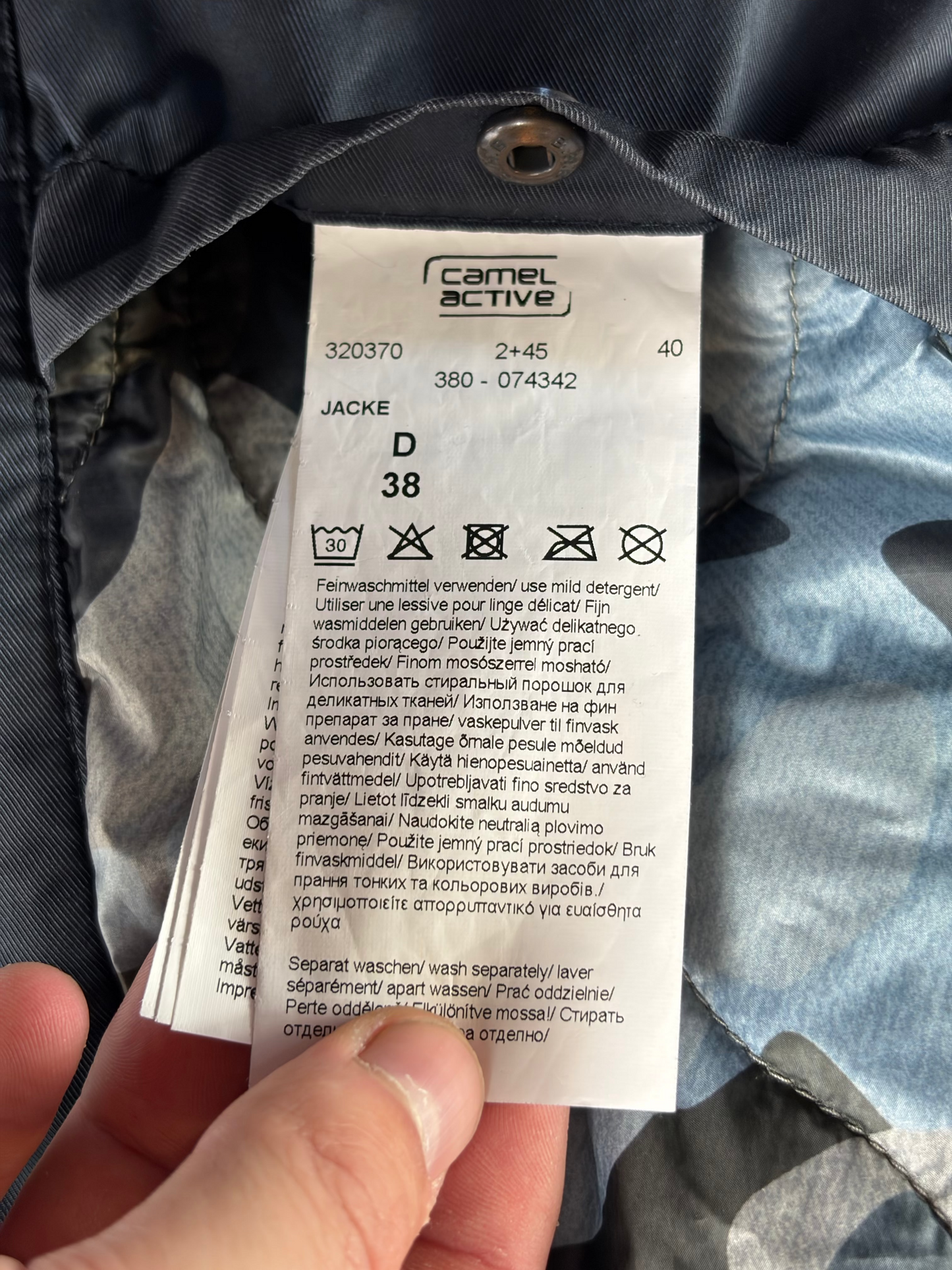 Geacă cu glugă Camel Active
