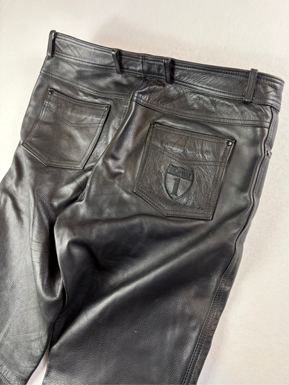Pantaloni de motociclist din piele groasă, stil vintage
