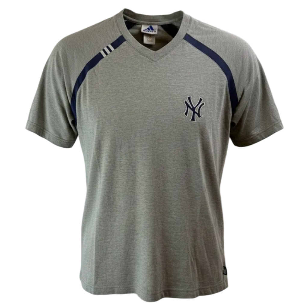 Vintage Adidas x New York Yankees x MLB T-Shirt
