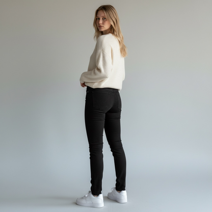 Wrangler Women's Straight Mid Waist Jeans